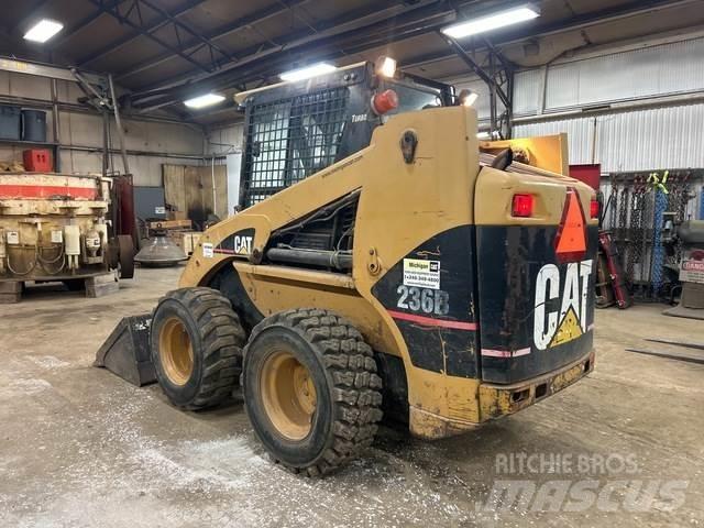 CAT 236B Φορτωτάκια