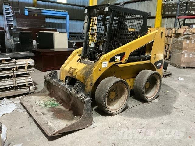 CAT 236B3 Φορτωτάκια