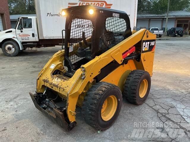 CAT 246D Φορτωτάκια