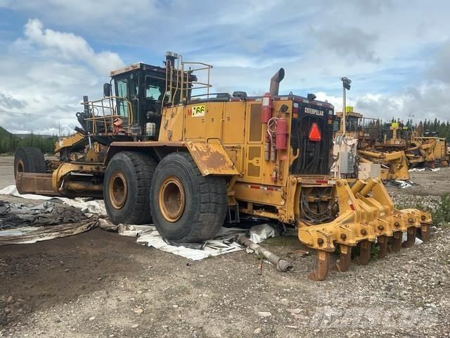 CAT 24M Γκρέιντερς
