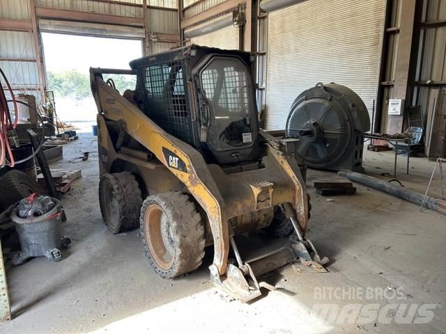 CAT 252B Φορτωτάκια