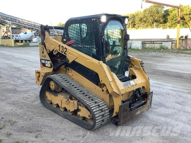 CAT 259D Φορτωτάκια
