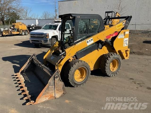 CAT 272D2 Φορτωτάκια