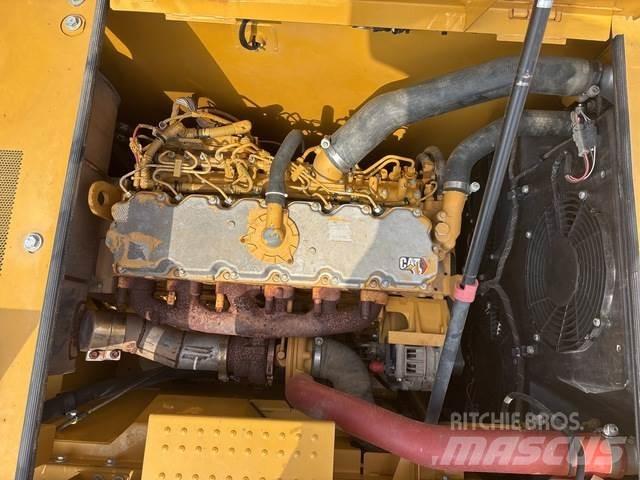 CAT 323GC Εκσκαφείς με ερπύστριες