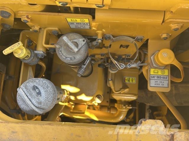 CAT 623k Αποξέστες δρόμων