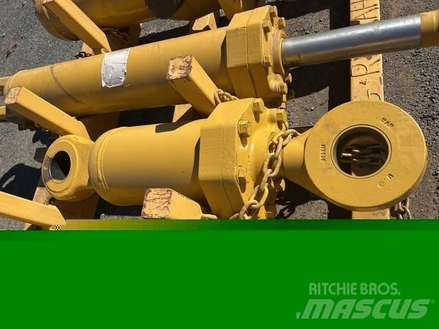 CAT 657E Μεταφορές - Άλλα