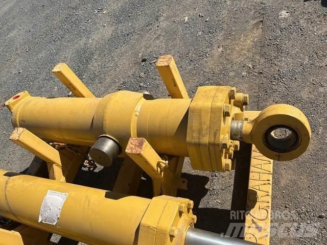 CAT 657E Μεταφορές - Άλλα