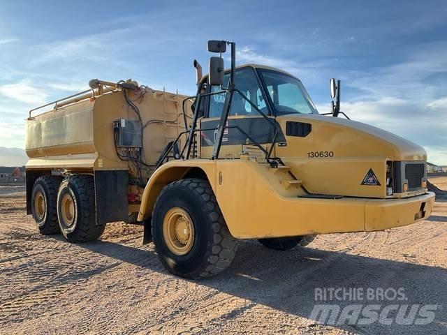 CAT 735 Βυτία νερού