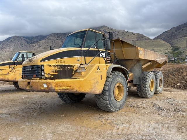 CAT 740 Σπαστό Dump Truck ADT