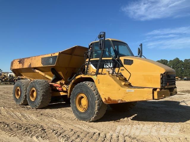 CAT 740 Σπαστό Dump Truck ADT