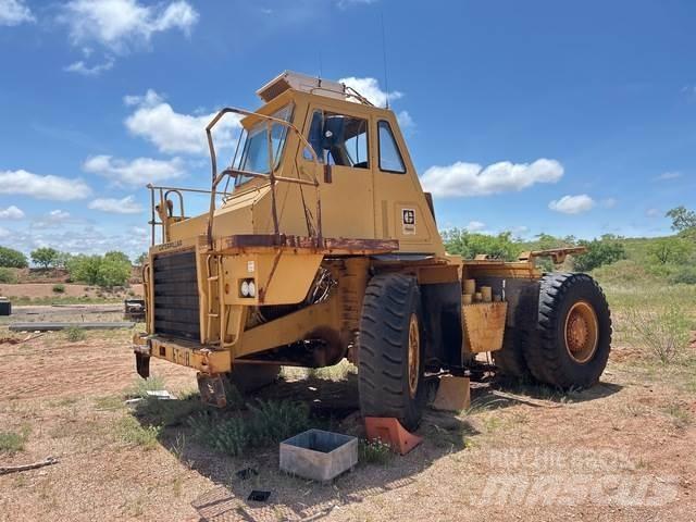 CAT 768C Σπαστό Dump Truck ADT