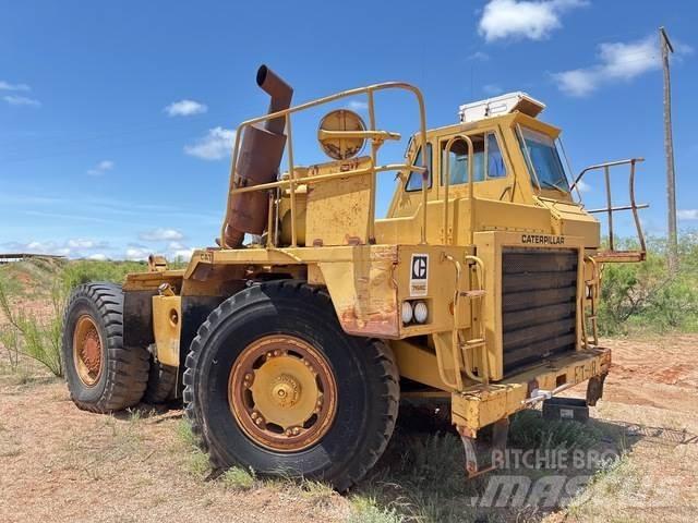 CAT 768C Σπαστό Dump Truck ADT