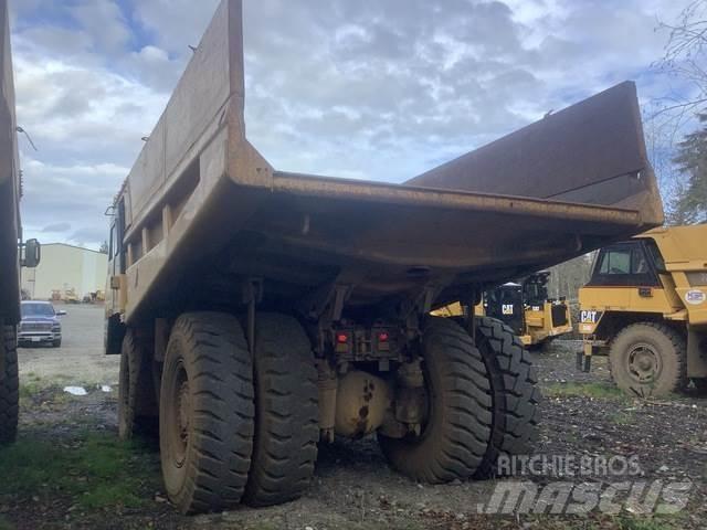 CAT 769D Σπαστό Dump Truck ADT