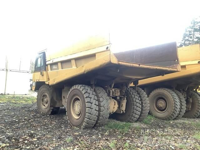 CAT 769D Σπαστό Dump Truck ADT