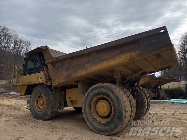 CAT 769D Σπαστό Dump Truck ADT