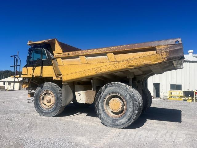 CAT 769D Σπαστό Dump Truck ADT
