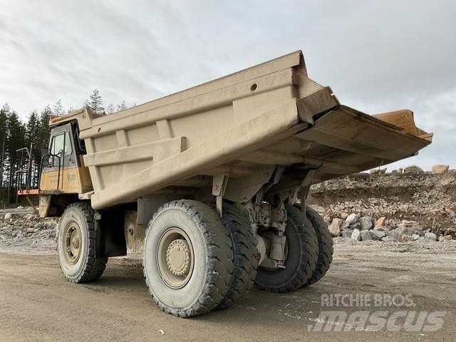 CAT 771D Σπαστό Dump Truck ADT