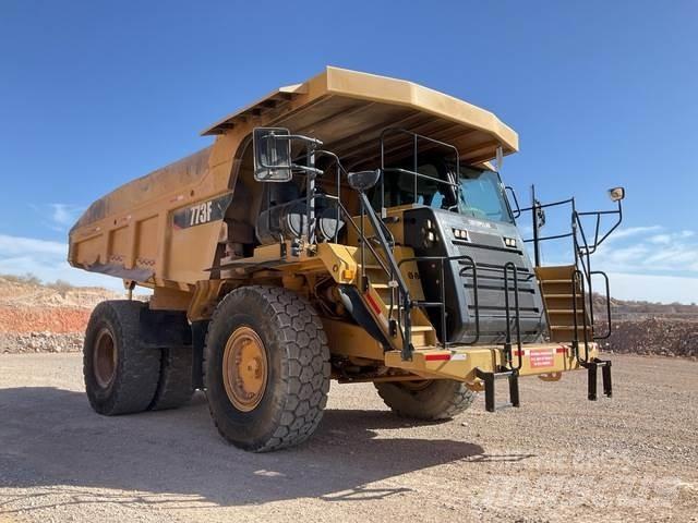 CAT 773F Σπαστό Dump Truck ADT