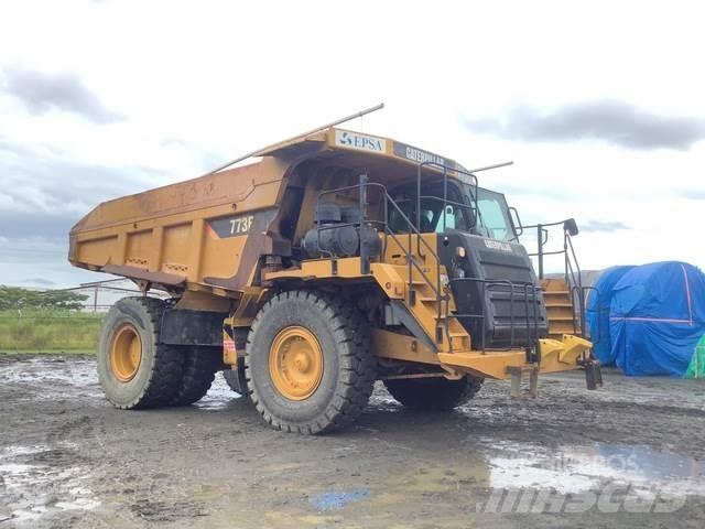 CAT 773F Σπαστό Dump Truck ADT