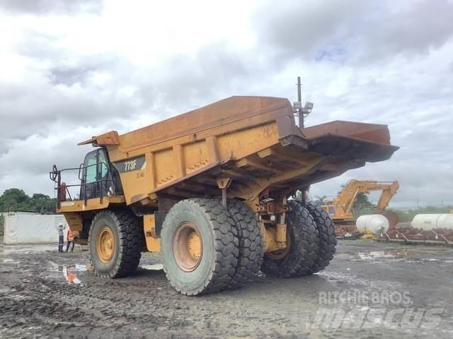 CAT 773F Σπαστό Dump Truck ADT