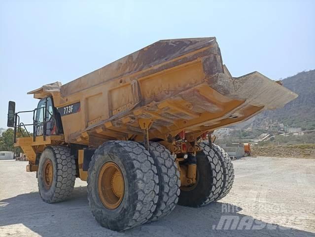 CAT 773F Σπαστό Dump Truck ADT