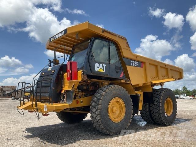 CAT 773F Σπαστό Dump Truck ADT