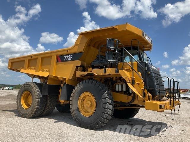 CAT 773F Σπαστό Dump Truck ADT