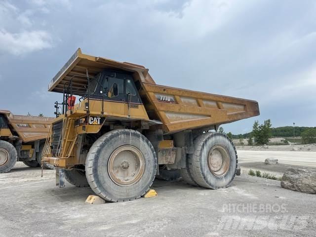 CAT 777D Σπαστό Dump Truck ADT