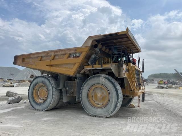 CAT 777D Σπαστό Dump Truck ADT
