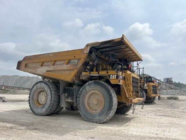 CAT 777D Σπαστό Dump Truck ADT