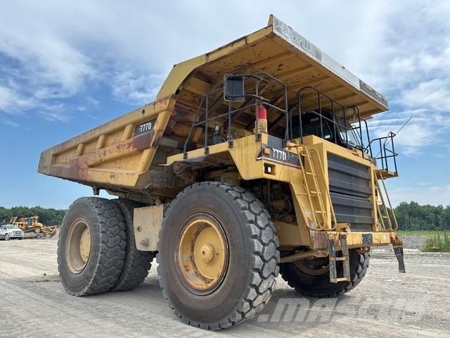 CAT 777D Σπαστό Dump Truck ADT