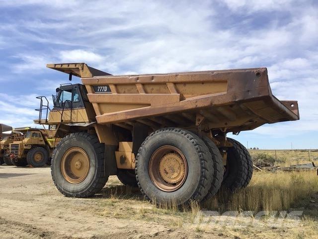 CAT 777D Σπαστό Dump Truck ADT
