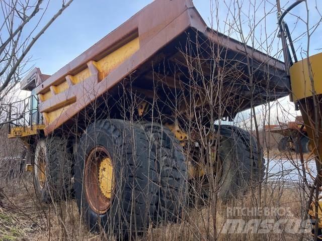 CAT 777F Σπαστό Dump Truck ADT