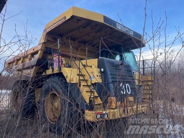 CAT 777F Σπαστό Dump Truck ADT