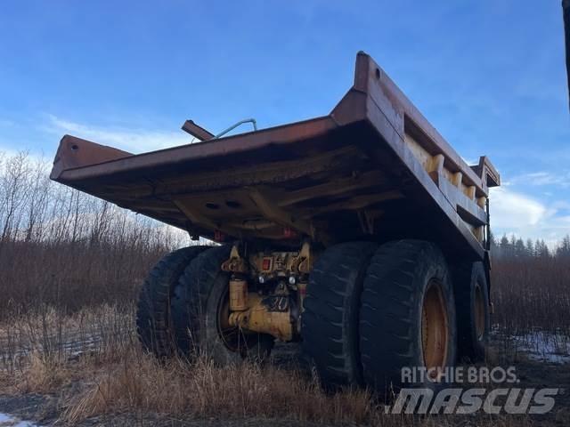 CAT 777F Σπαστό Dump Truck ADT