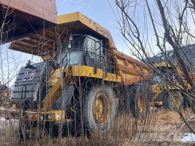 CAT 777F Σπαστό Dump Truck ADT