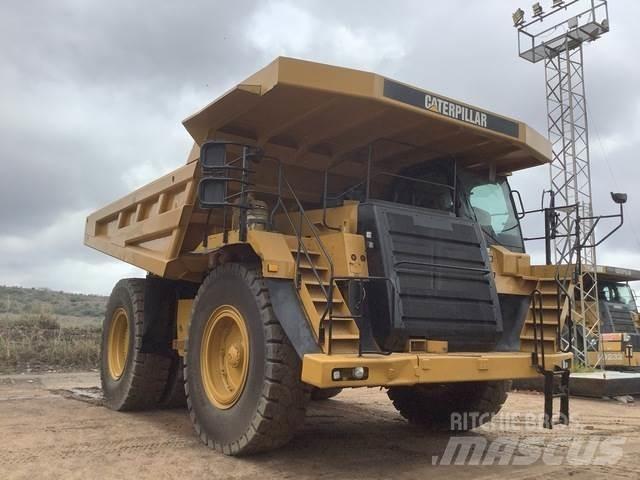 CAT 777F Σπαστό Dump Truck ADT