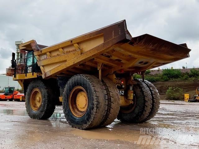 CAT 777F Σπαστό Dump Truck ADT