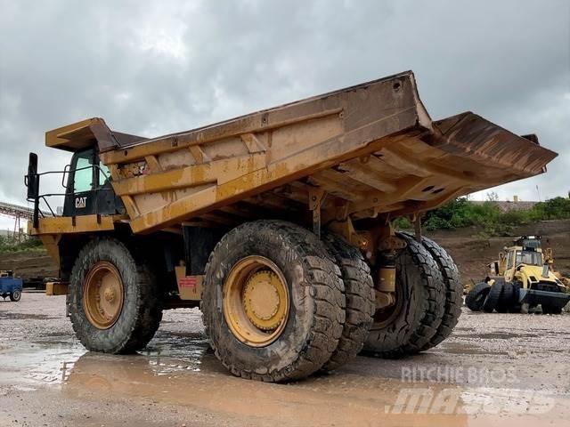 CAT 777F Σπαστό Dump Truck ADT