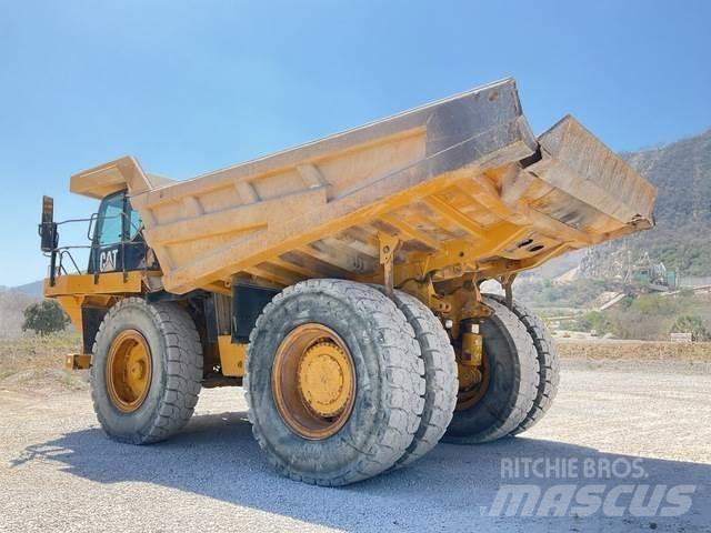 CAT 777F Σπαστό Dump Truck ADT