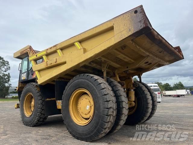 CAT 777F Σπαστό Dump Truck ADT