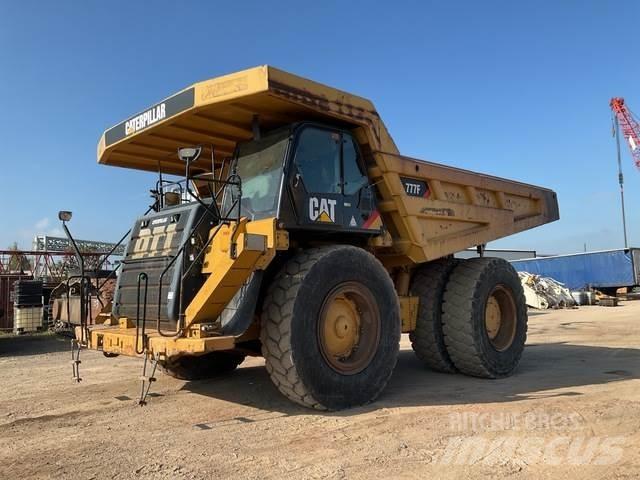 CAT 777F Σπαστό Dump Truck ADT