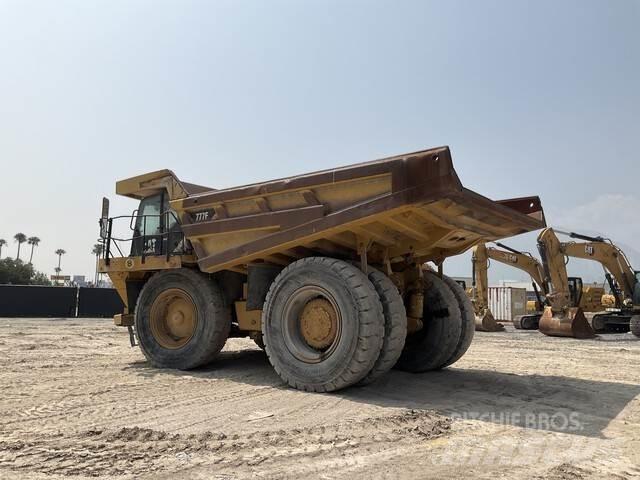 CAT 777F Σπαστό Dump Truck ADT
