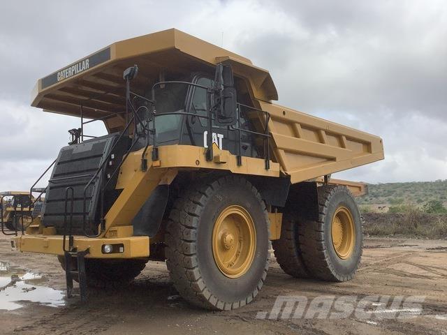 CAT 777F Σπαστό Dump Truck ADT
