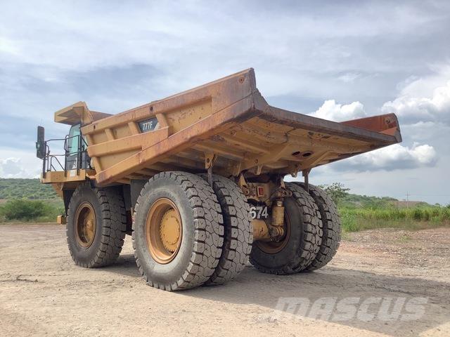 CAT 777F Σπαστό Dump Truck ADT