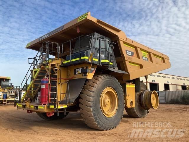 CAT 785D Σπαστό Dump Truck ADT