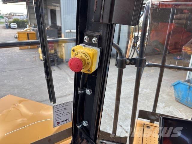 CAT 844 Μπουλντόζες με λάστιχα