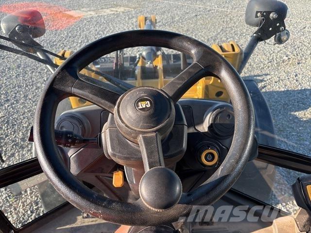 CAT 906 Φορτωτές με λάστιχα (Τροχοφόροι)