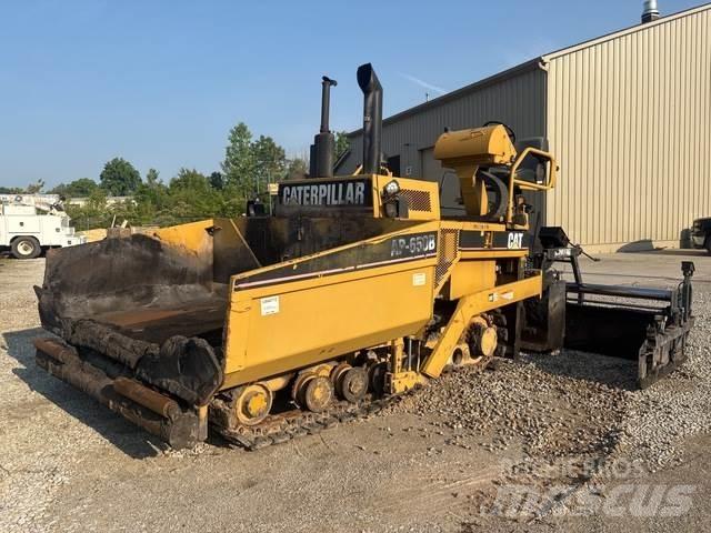 CAT AP-650B Επίστρωση ασφάλτου
