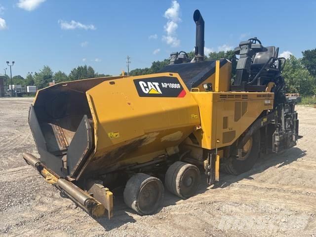 CAT AP1000F Επίστρωση ασφάλτου